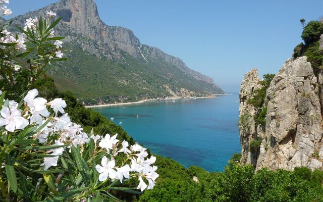 Marina Torre Navarrese Resort