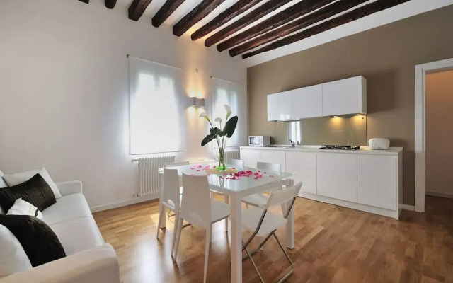 Colleoni Holidays 2 by Wonderful Italy