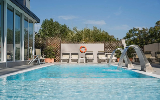 Hotel Ascot