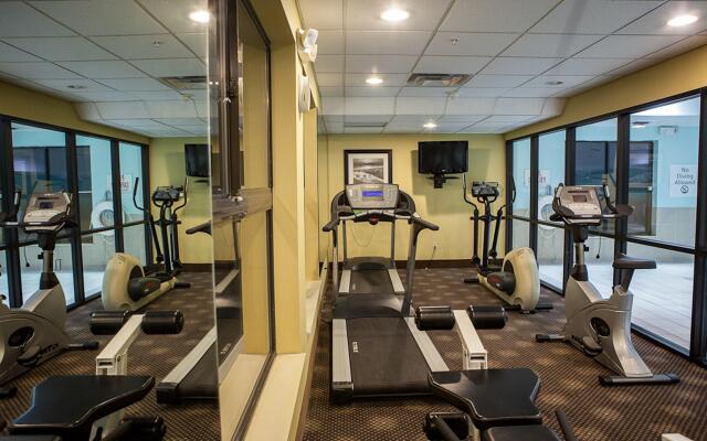 Holiday Inn Express Hotel & Suites Canton by IHG