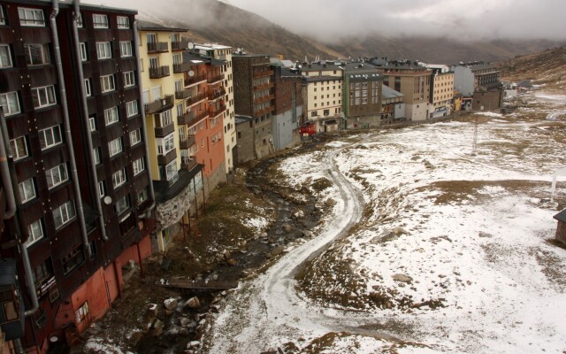 Apartamentos Canigou 3000