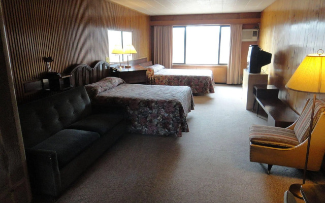 Airport Inn Motel & RV Park