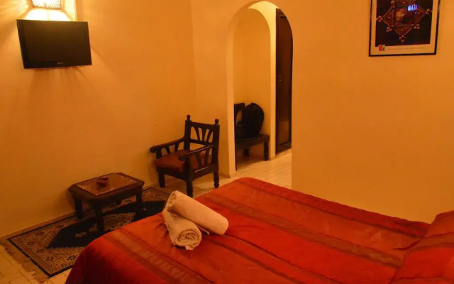 Amalay Hotel