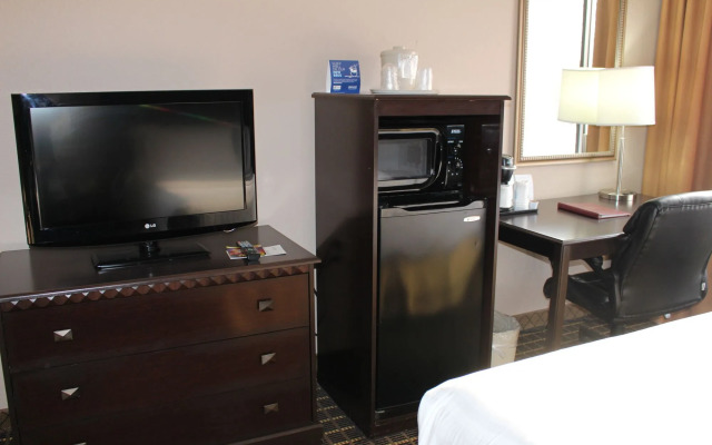 Holiday Inn Express Kansas City-Liberty by IHG