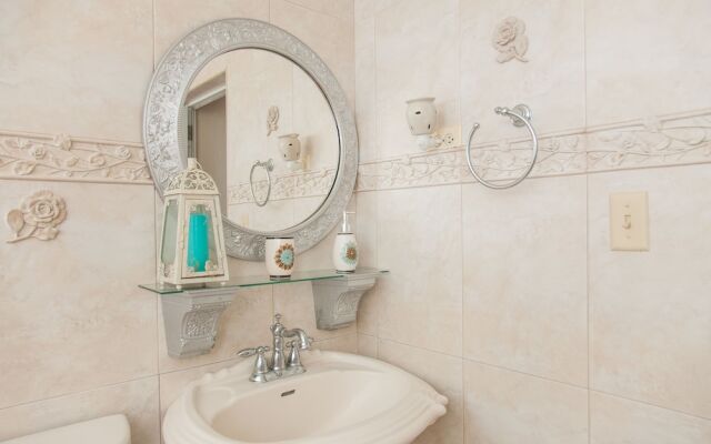 Big vacational house in Isabela