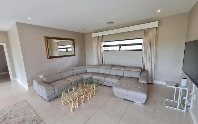 Zimbali Hills 4 Bedroom KZH2