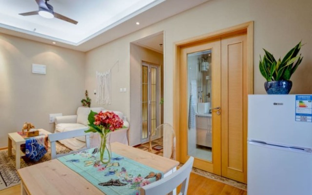 Royal Garden Apartment
