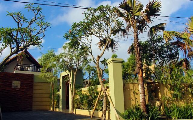Kubu Kulat Villa