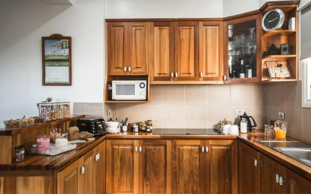 Noah's Stanley Luxury Bed and Breakfast