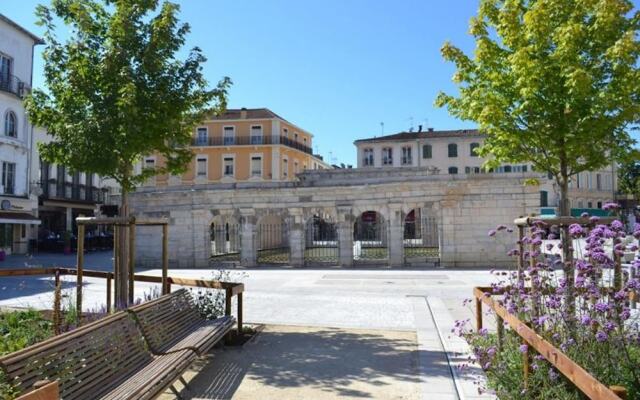 Chalet With 2 Bedrooms in Saint-paul-lès-dax, With Terrace and Wifi -