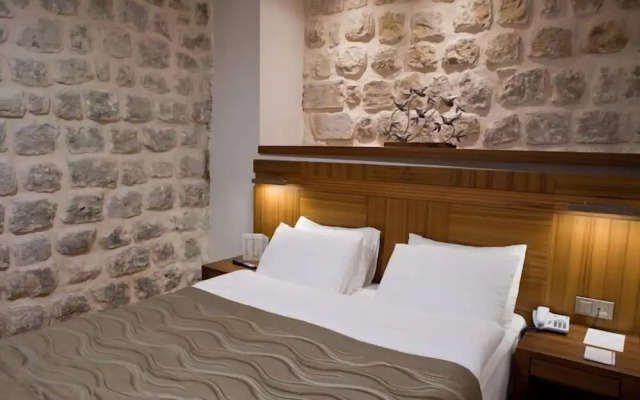 Reyhani Kasri - Special Class