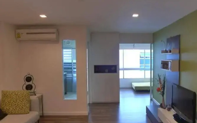 The Room @Sukhumvit79