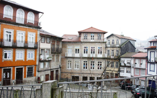 Trovador City Guest House