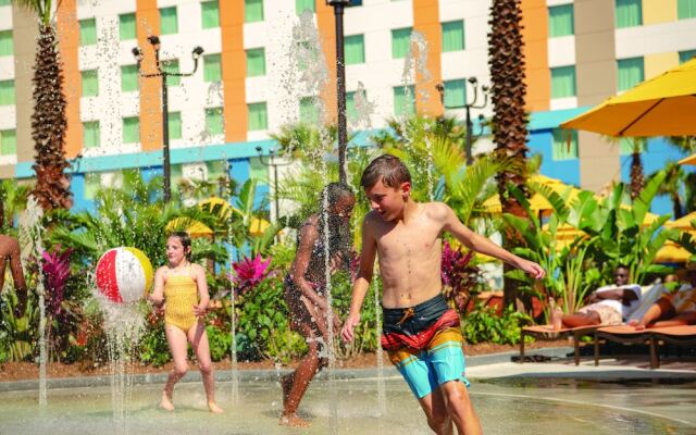 Universal Endless Summer - Dockside Inn and Suites