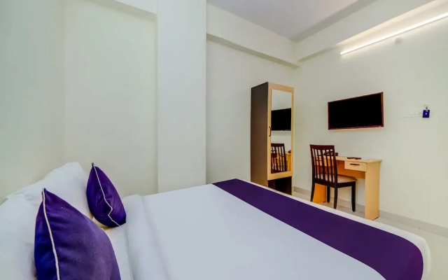 SilverKey Executive Stays 19907 Hafeezpet