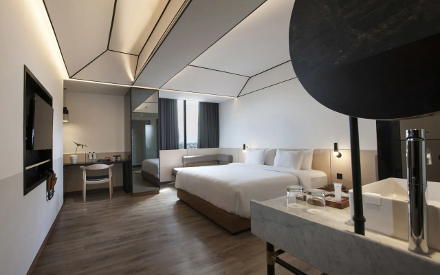 Gaia Cosmo Hotel
