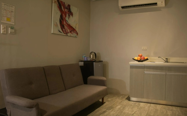 1A Express Hotel