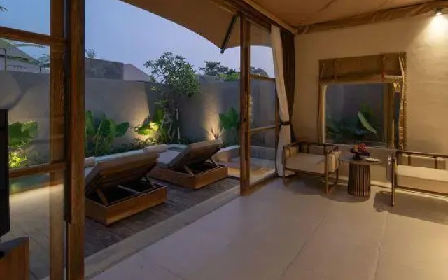 Ubud Mas Glamping Luxury Tent