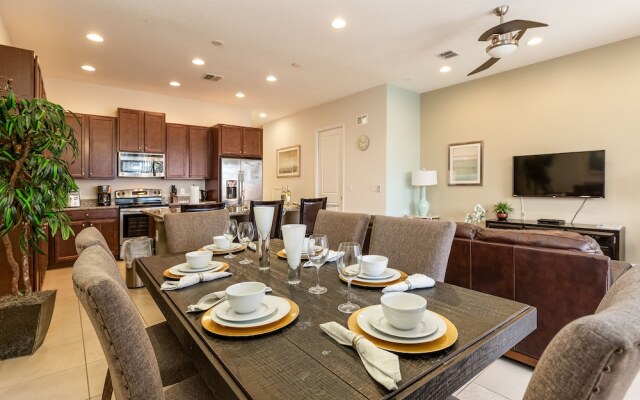 Festival Disney Oasis by VillaDirect