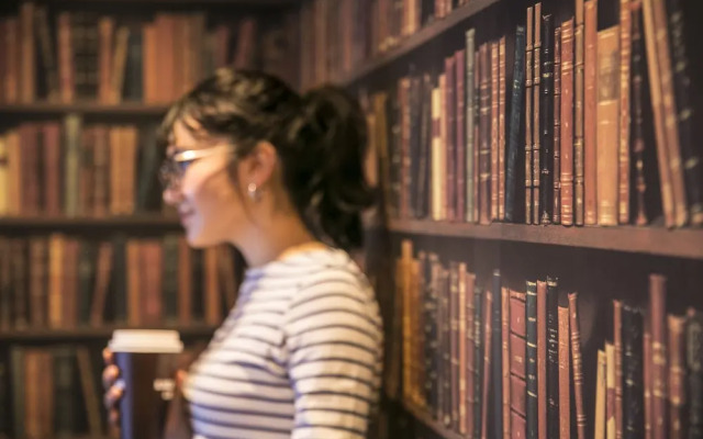 The Wardrobe Hostel Libreria