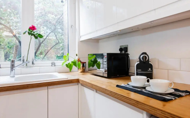 Lovely Flat in Literary London