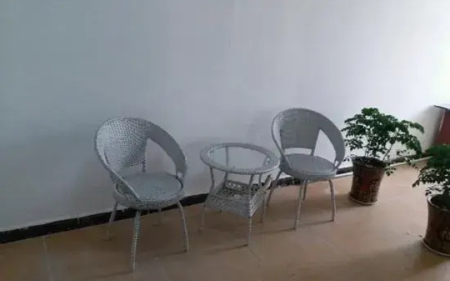 61 Mengyin Apartment