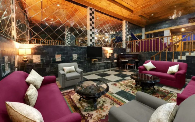 The Explorers Inn Manali