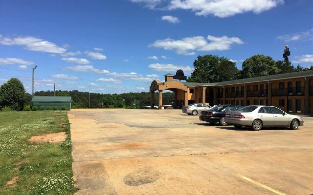 Garden Inn & Suites