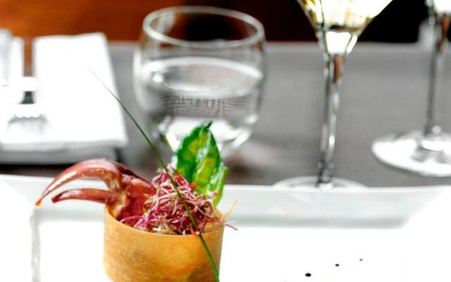 Warwick Reine Astrid - Lyon