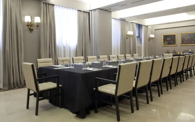 The Principal Madrid, Small Luxury s
