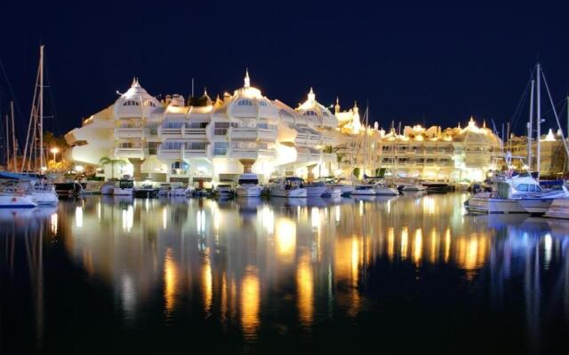 Puerto Marina Villa