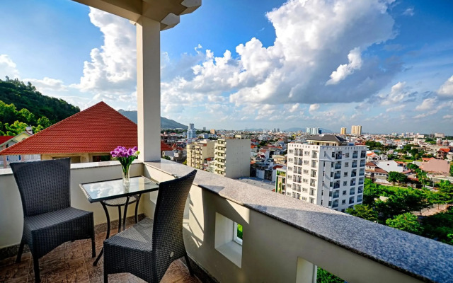 The Wind Resort - Tropical Hillside Escape