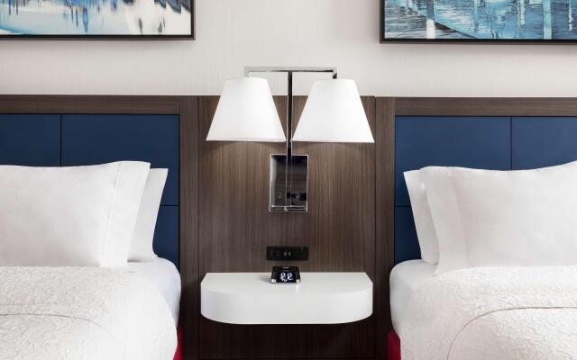 Hampton Inn & Suites Baltimore Inner Harbor