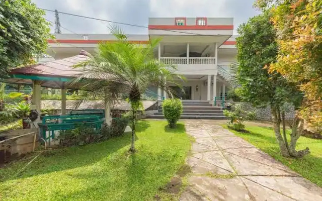 Urbanview Resort Botol Cisarua Puncak Bogor