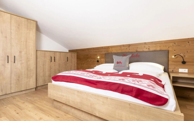 Spacious Apartment in Heart of Zillertal near Ski Area