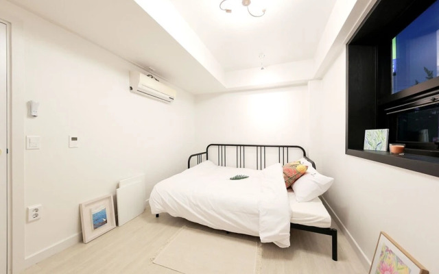 Ulsan Dalbit Eunhasu Guest House