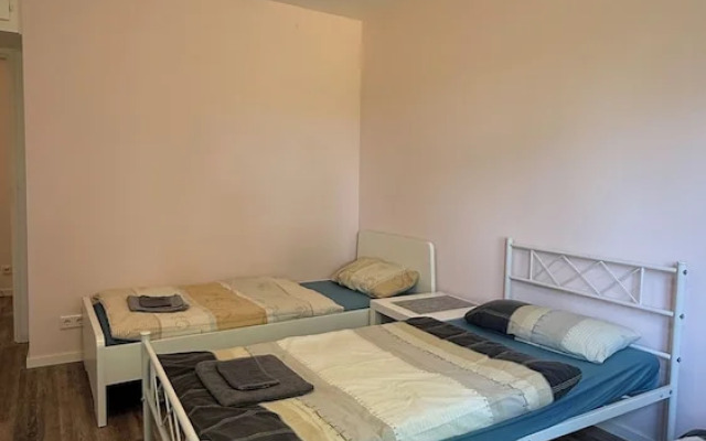 Three Bedroom Comfort Apartment Maintal