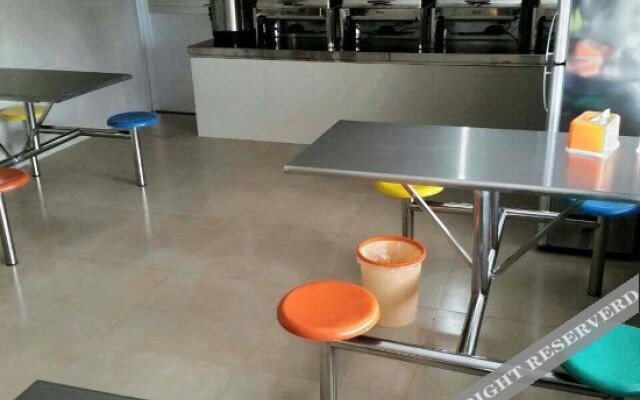 Dushi Business Hotel