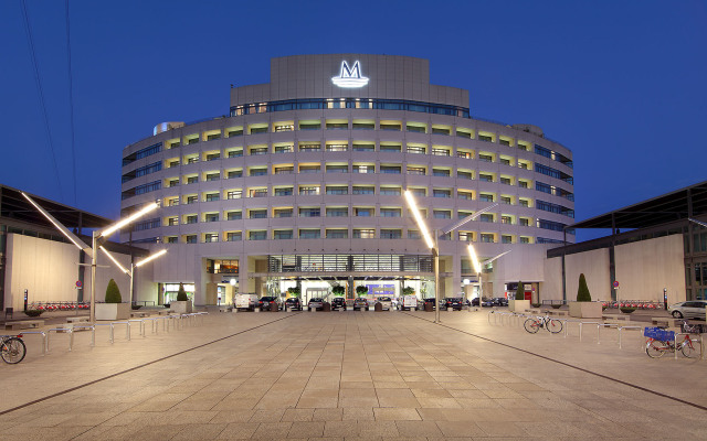 hotelImage