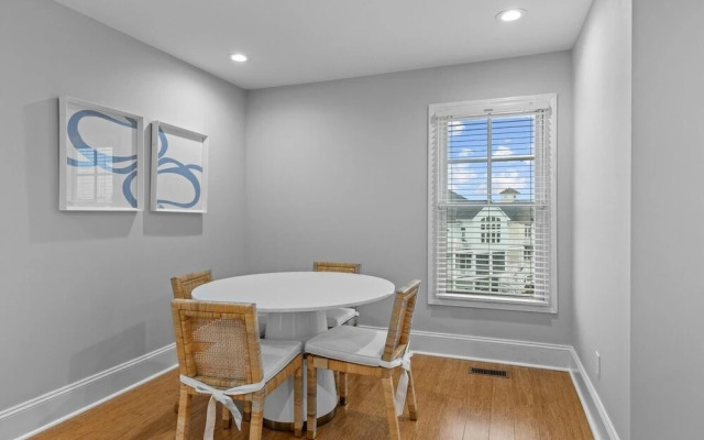 Posh Pelican 5 Bedroom Home