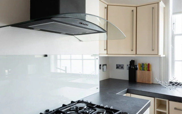 The Kings Row- Quiet 3BD Near Kings Cross