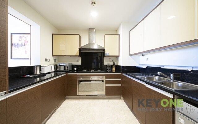 Grandeur Living 2BR plus Maid with Beach Access