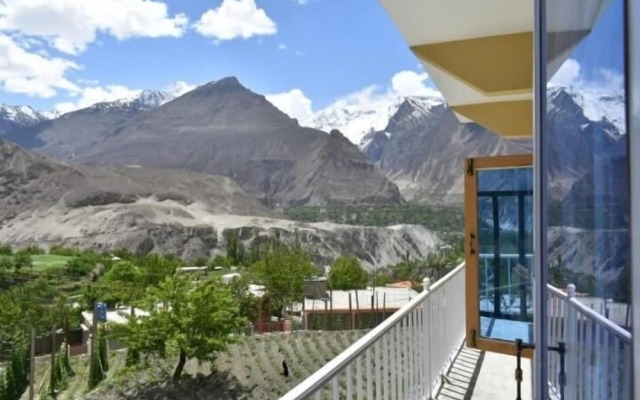 Peace Land Hotel Hunza