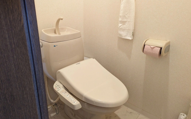 Pravafor Josai Apartment