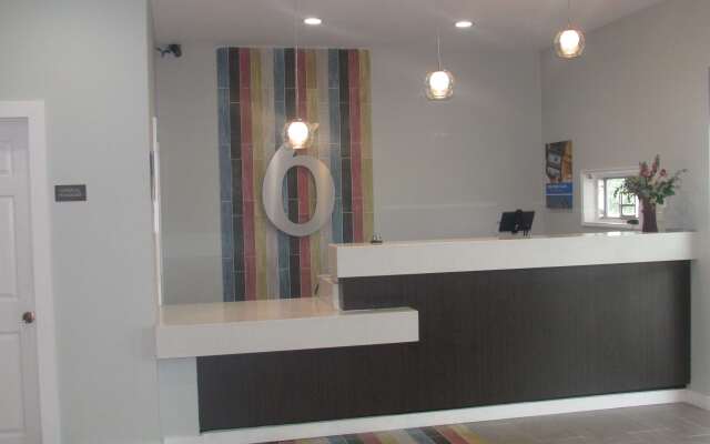 Motel 6 Brookhaven, MS