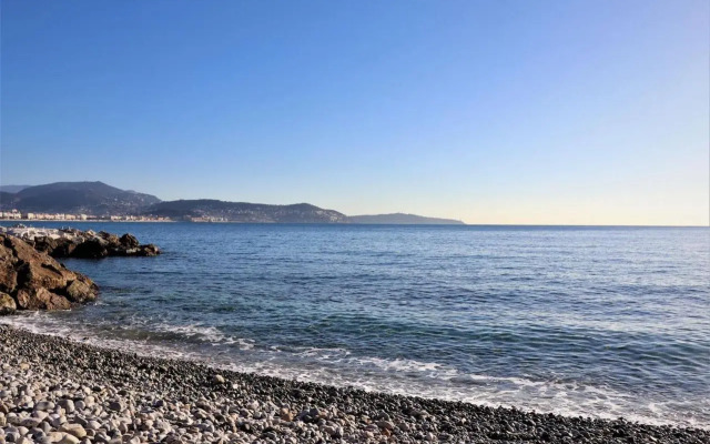 2P NEUF vue Promenade des Anglais / Tram 10min centre
