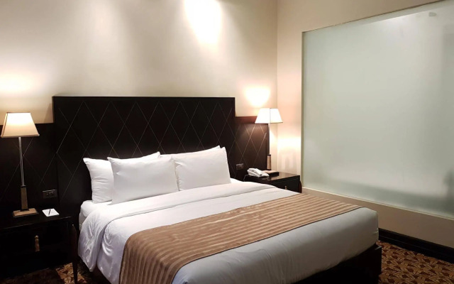 The Luneta Hotel