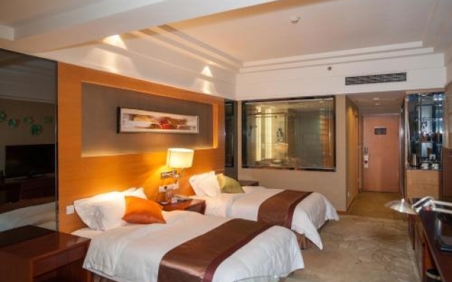 E Mei Shan Central Sunshine Hotel