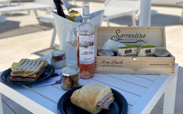 Vesuvio Inn Bed & Wine Experience