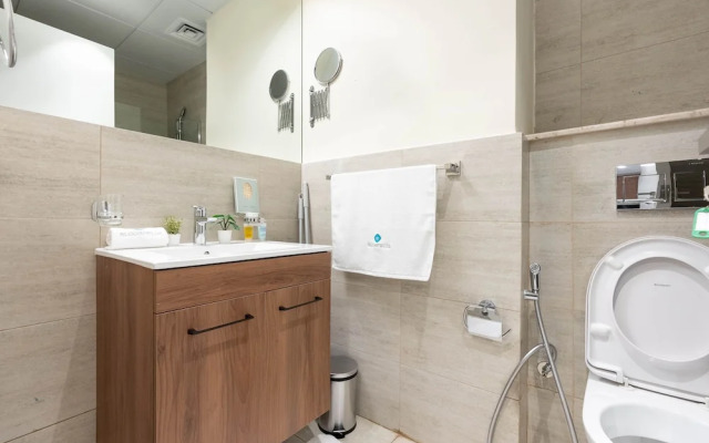 Spacious Studio in Oasis 714